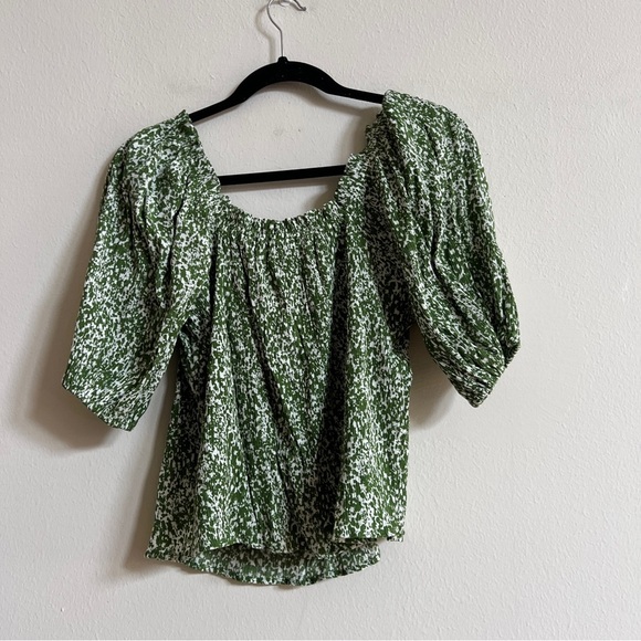 Abercrombie & Fitch Floral Puff Sleeve  Top - Picture 2 of 2
